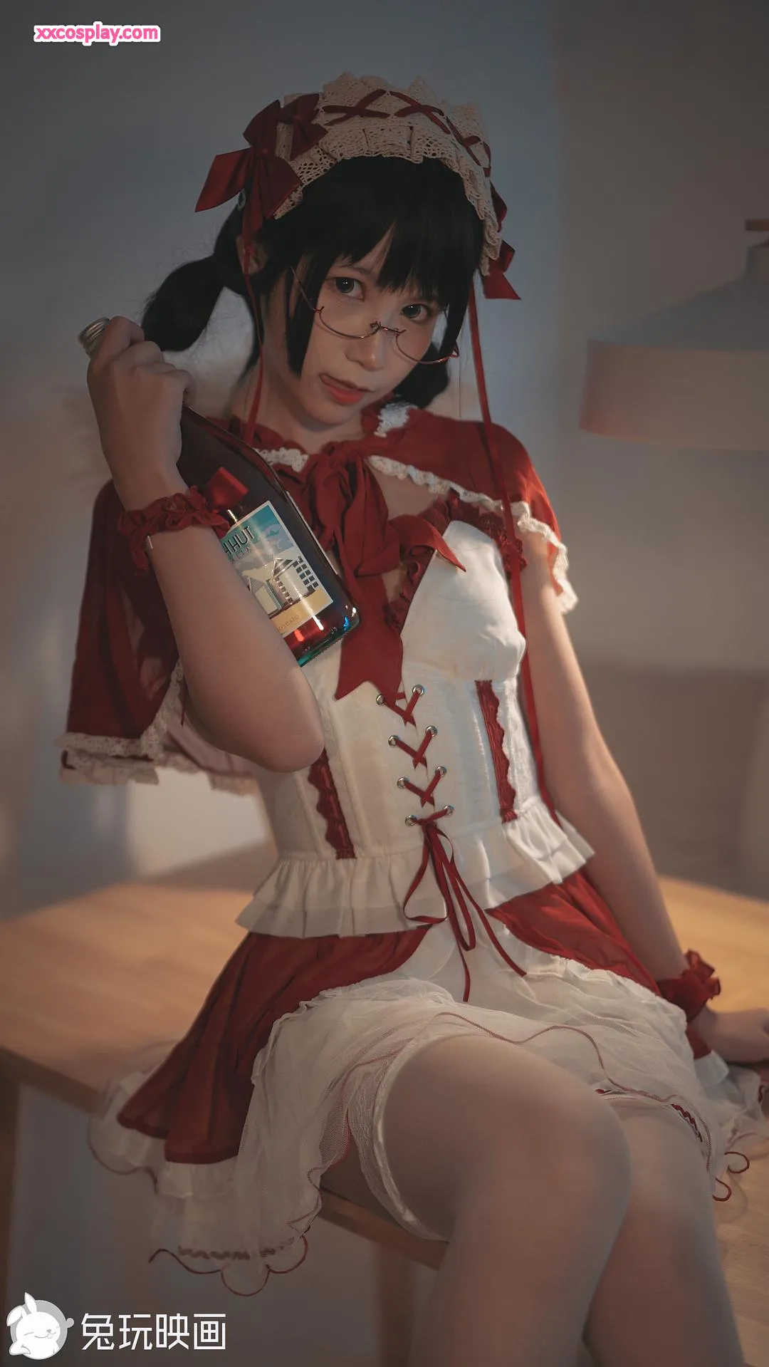 兔玩映画 - 童话镇小红帽